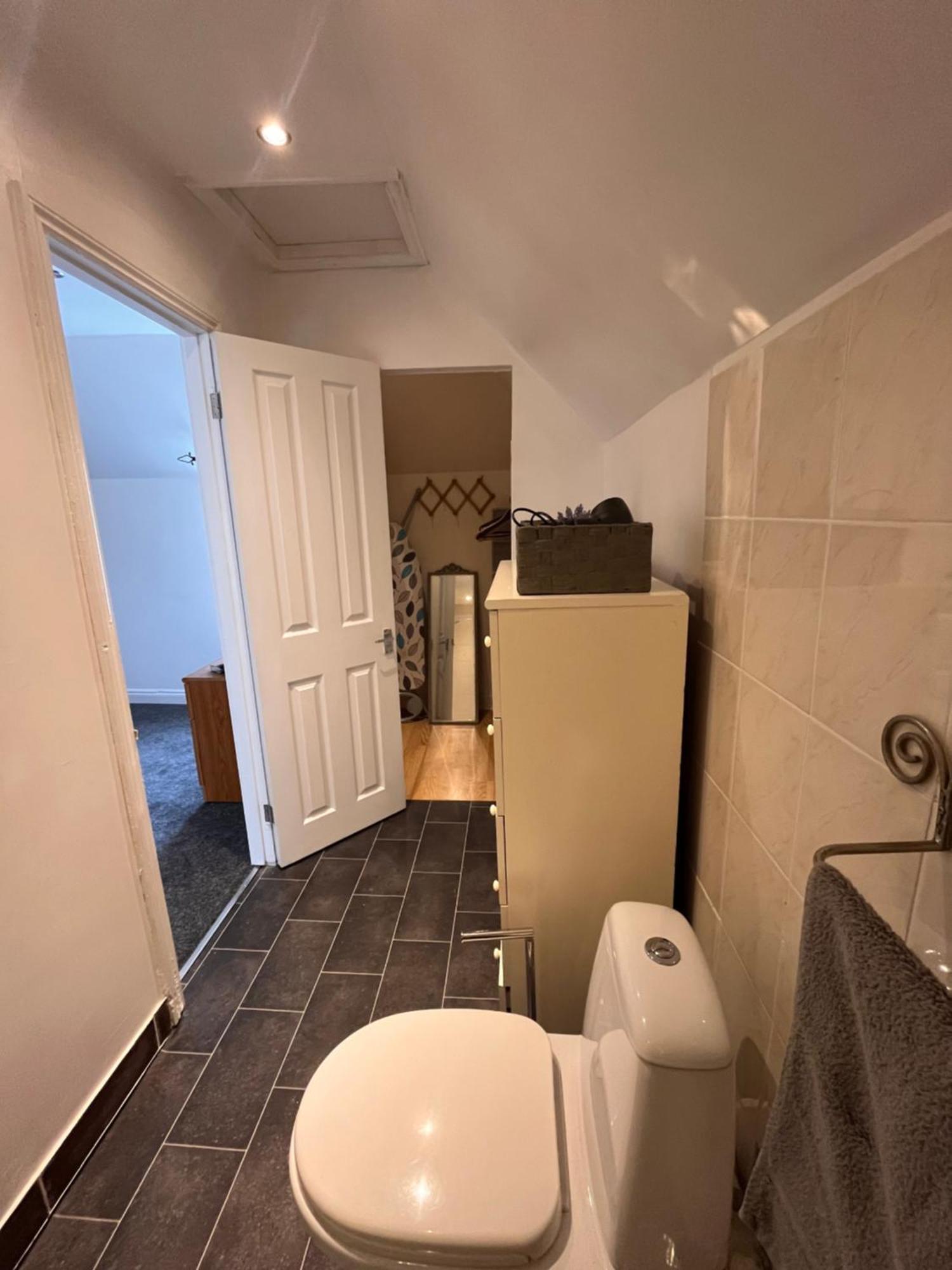 The Annexe - 10 Howards Croft Mile End Bagian luar foto